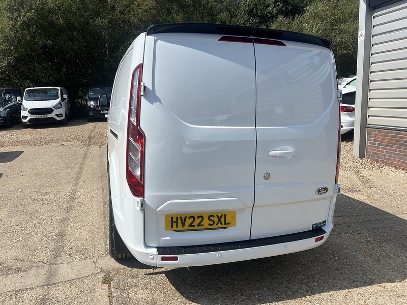 Ford Transit Custom 300 Limited Sport Pack - U864