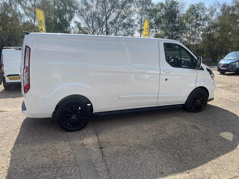 Ford Transit Custom 300 Limited Sport Pack - U864