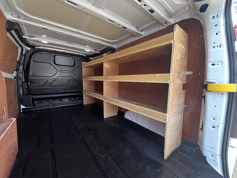 Ford Transit Custom 300 Limited Sport Pack - U864