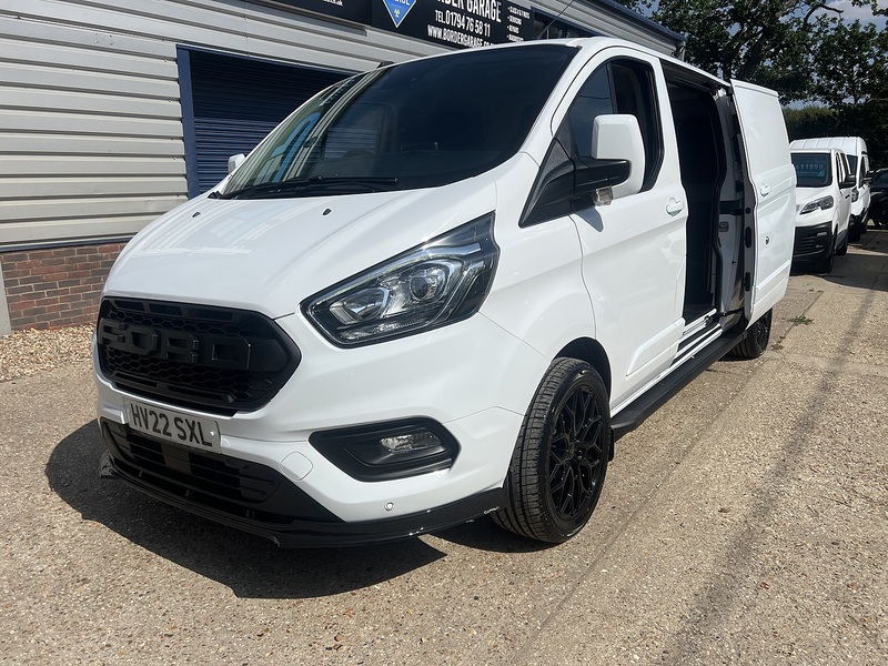 Ford Transit Custom 300 Limited Sport Pack - U864