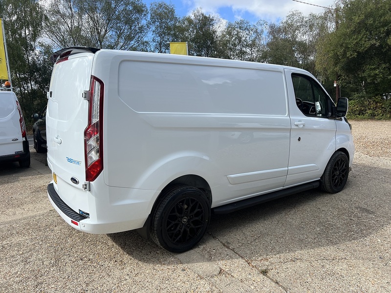 Ford Transit Custom 280 Limited Sport Pack - U867