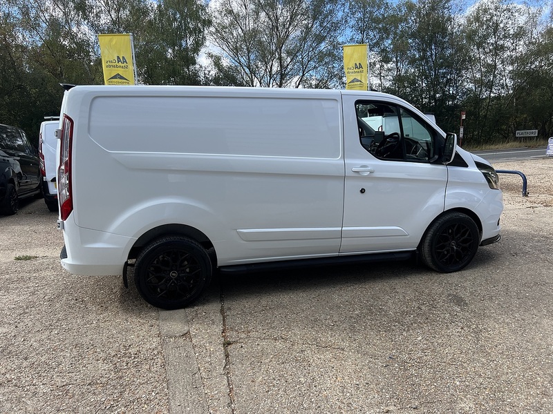 Ford Transit Custom 280 Limited Sport Pack - U867