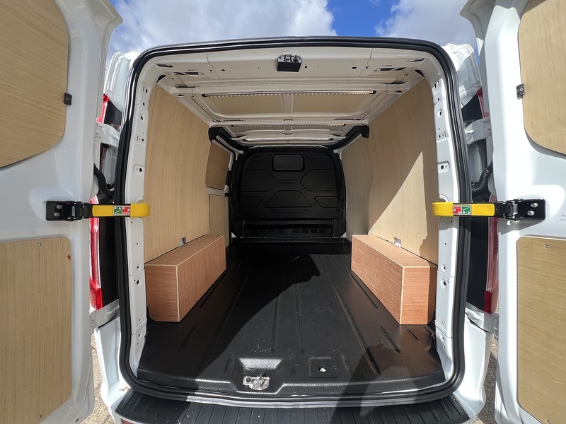 Ford Transit Custom 280 Limited Sport Pack - U867