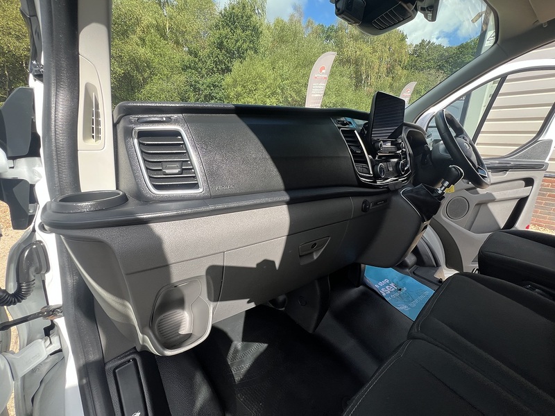 Ford Transit Custom 280 Limited Sport Pack - U867