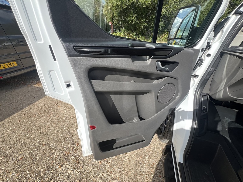 Ford Transit Custom 280 Limited Sport Pack - U867