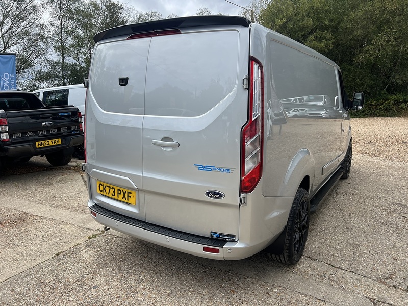 Ford Transit Custom 300 Limited Sport Pack - U868