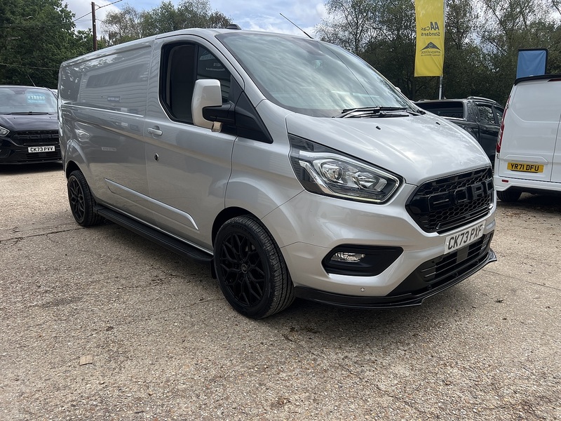 Ford Transit Custom 300 Limited Sport Pack - U868