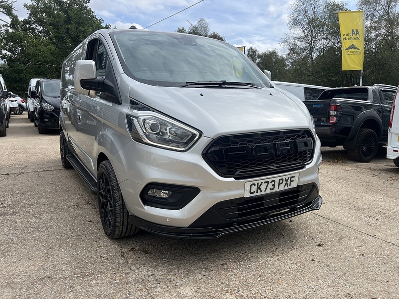 Ford Transit Custom 300 Limited Sport Pack - U868