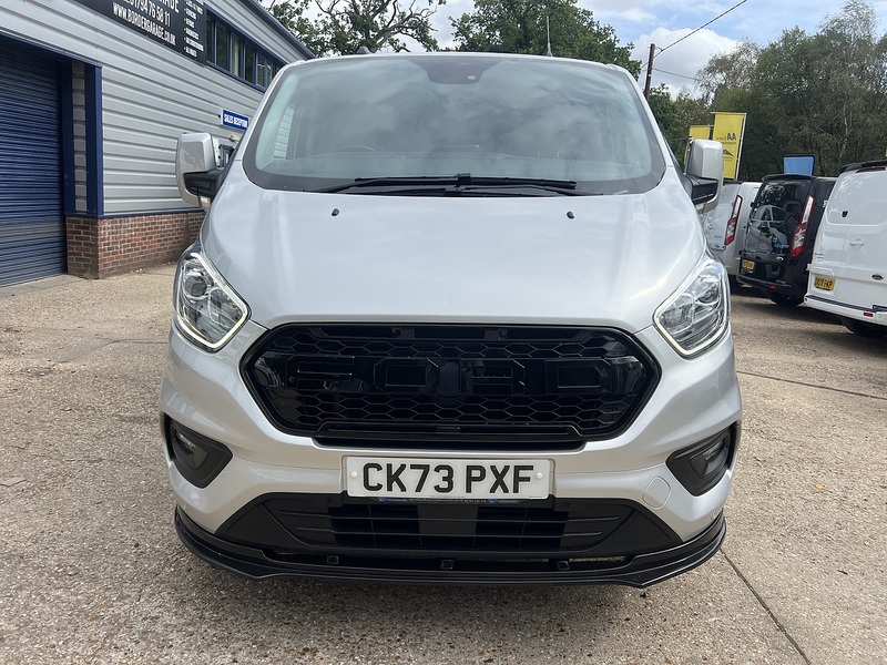Ford Transit Custom 300 Limited Sport Pack - U868