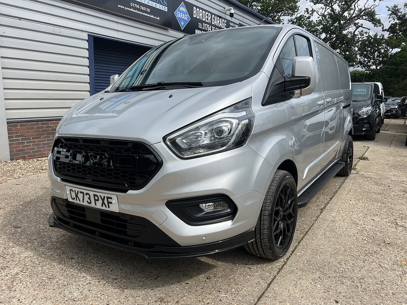 Ford Transit Custom 300 Limited Sport Pack - U868