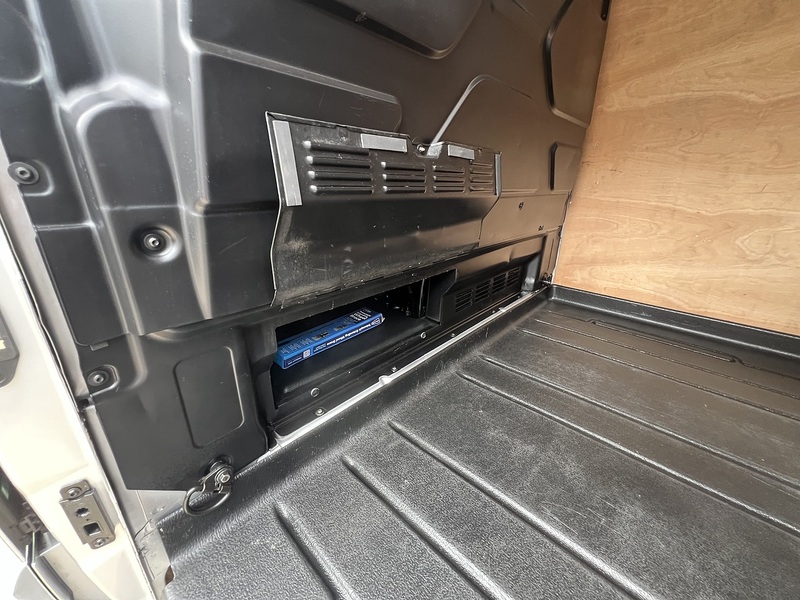 Ford Transit Custom 300 Limited Sport Pack - U868