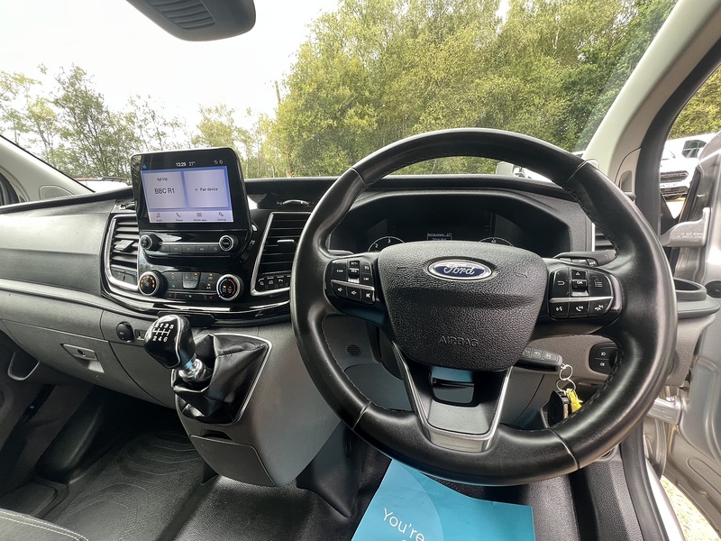 Ford Transit Custom 300 Limited Sport Pack - U868