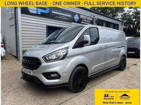 Ford Transit Custom 300 Limited Sport Pack 2.0 5dr Panel Van Manual Diesel