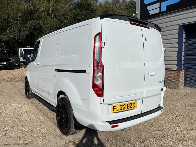 Ford Transit Custom 280 Limited Sport Pack - U874