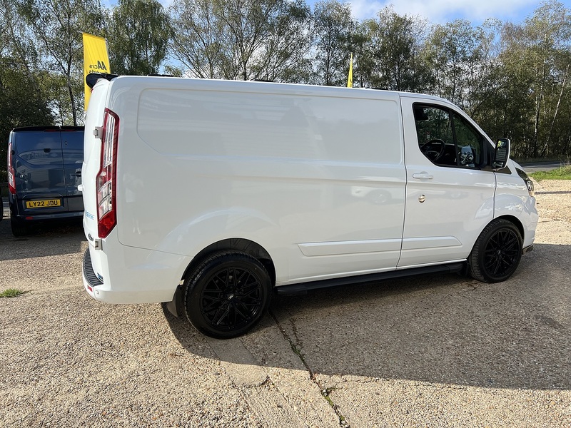 Ford Transit Custom 280 Limited Sport Pack - U874