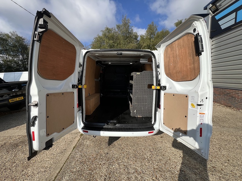 Ford Transit Custom 280 Limited Sport Pack - U874