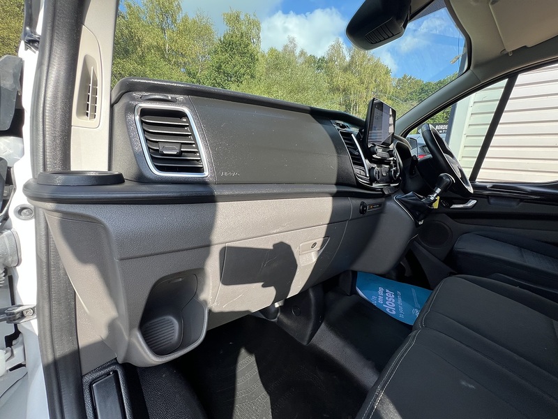Ford Transit Custom 280 Limited Sport Pack - U874