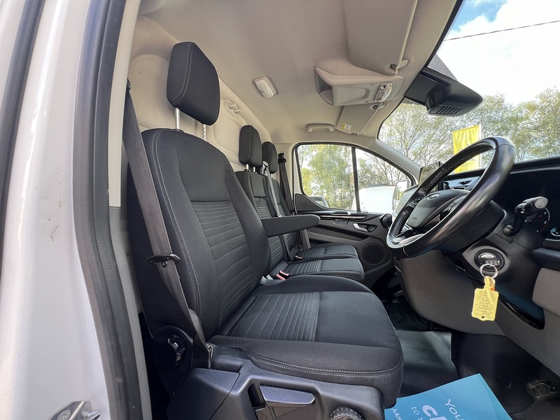 Ford Transit Custom 280 Limited Sport Pack - U874