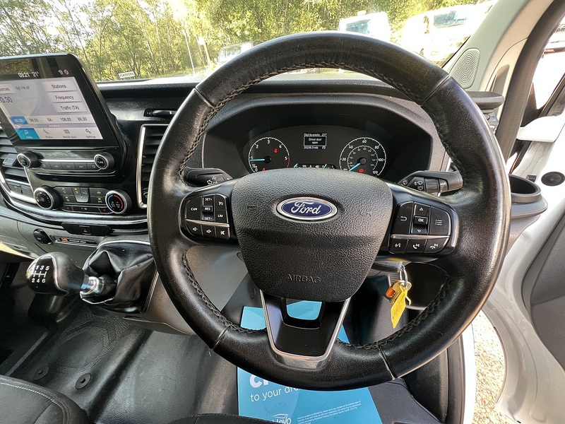 Ford Transit Custom 280 Limited Sport Pack - U874