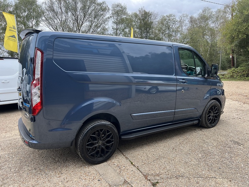 Ford Transit Custom 280 EcoBlue Limited - U876