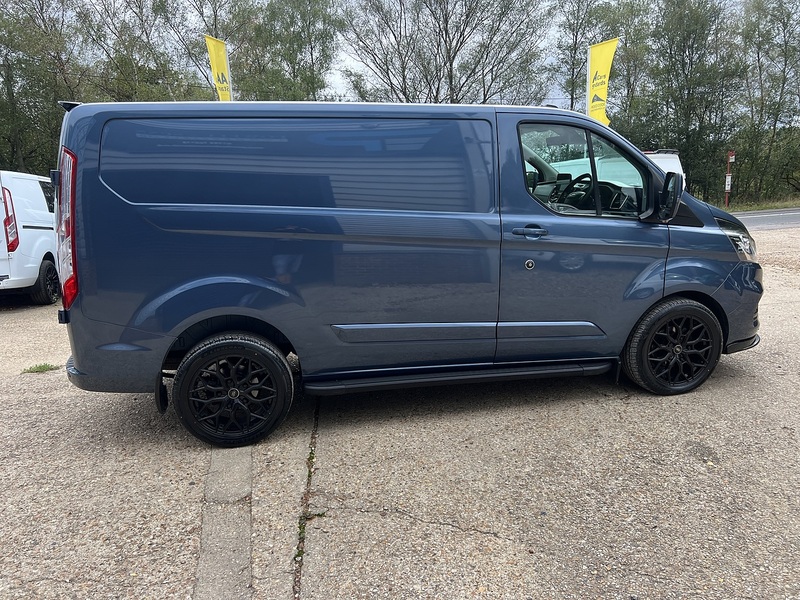 Ford Transit Custom 280 EcoBlue Limited - U876