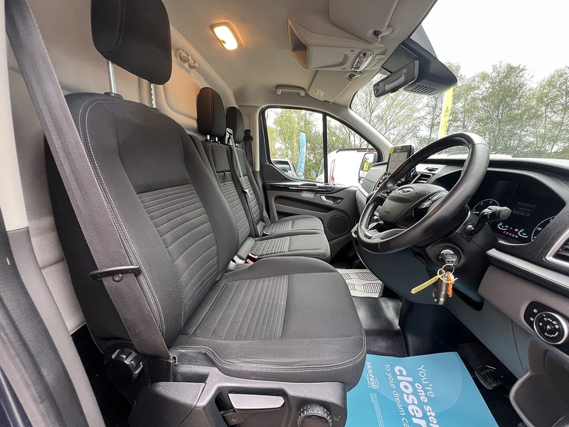 Ford Transit Custom 280 EcoBlue Limited - U876