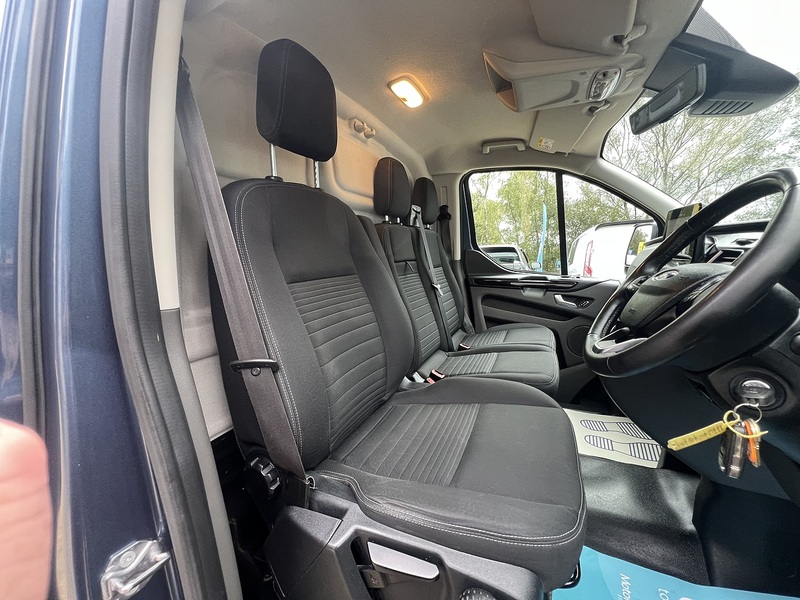 Ford Transit Custom 280 EcoBlue Limited - U876