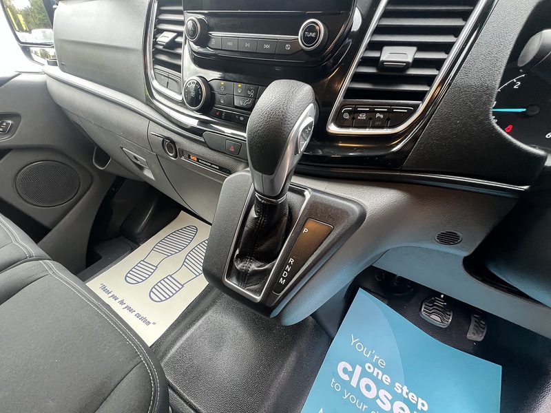 Ford Transit Custom 280 EcoBlue Limited - U876