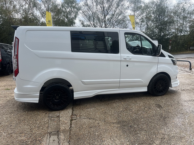 Ford Transit Custom 300 Sport Kit - U877
