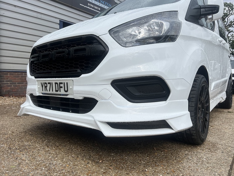 Ford Transit Custom 300 Sport Kit - U877