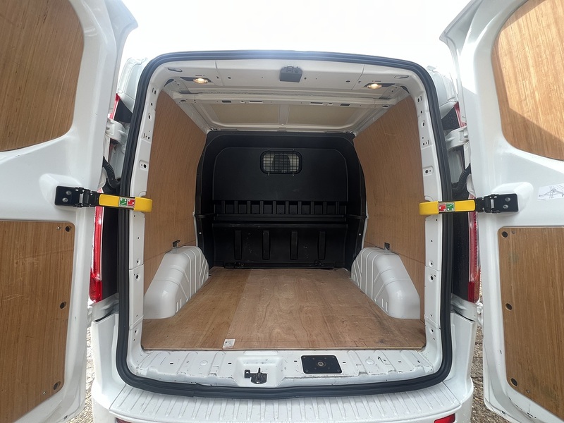 Ford Transit Custom 300 Sport Kit - U877