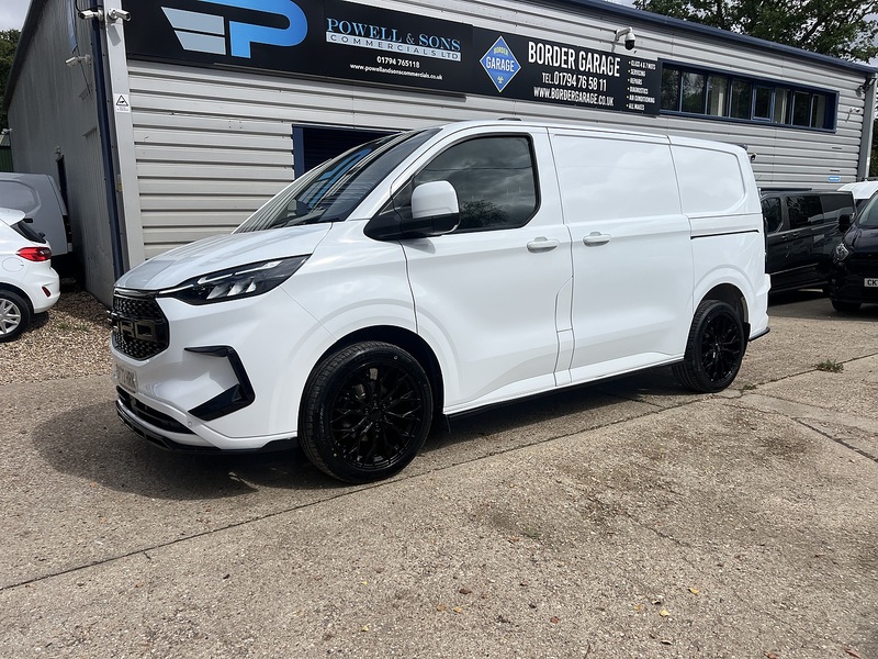 Ford Transit Custom 300 Limited Sport Kit - U878