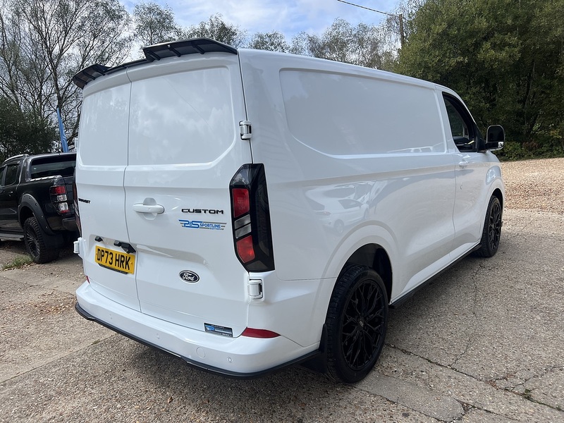 Ford Transit Custom 300 Limited Sport Kit - U878