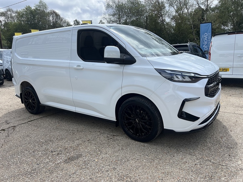 Ford Transit Custom 300 Limited Sport Kit - U878
