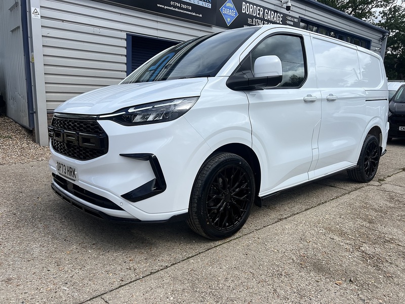 Ford Transit Custom 300 Limited Sport Kit - U878