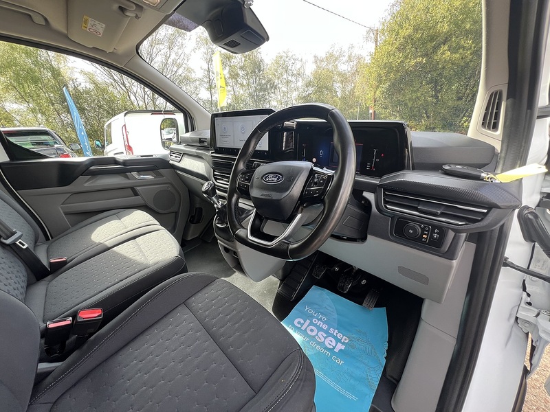 Ford Transit Custom 300 Limited Sport Kit - U878