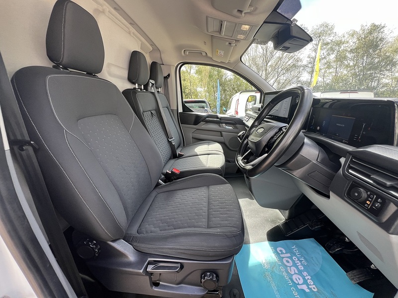 Ford Transit Custom 300 Limited Sport Kit - U878