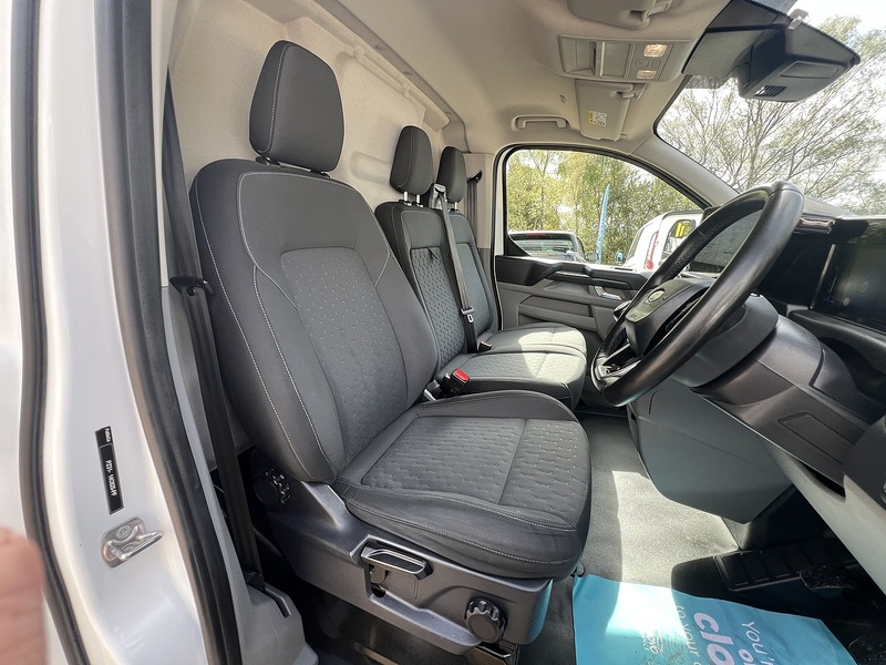 Ford Transit Custom 300 Limited Sport Kit - U878