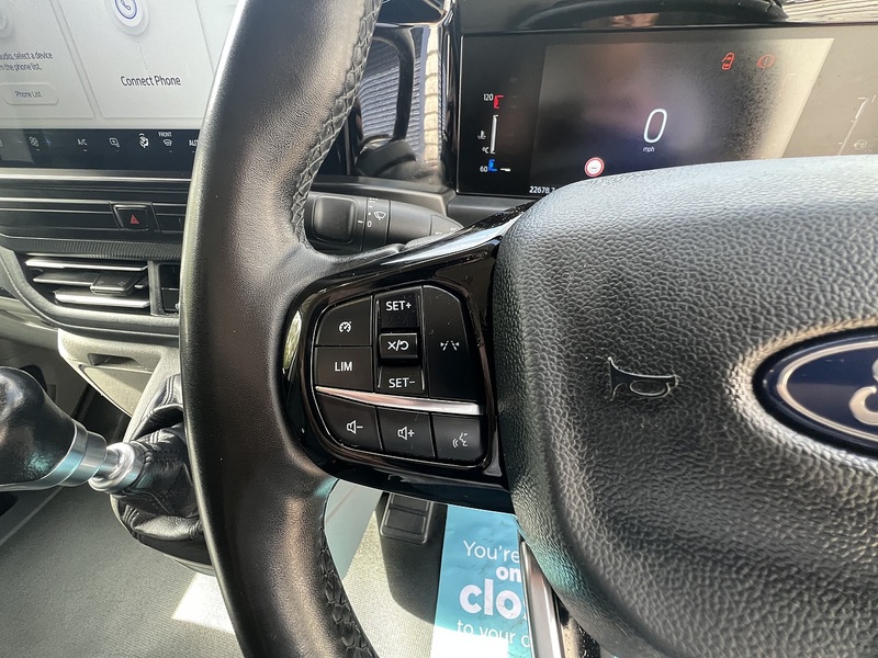 Ford Transit Custom 300 Limited Sport Kit - U878