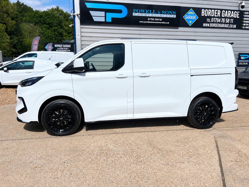 Ford Transit Custom 300 Limited Sport Kit - U878