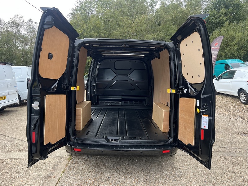 Ford Transit Custom 280 Limited Sport Kit - U879
