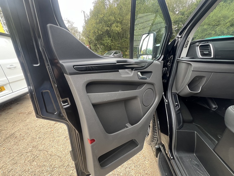 Ford Transit Custom 280 Limited Sport Kit - U879