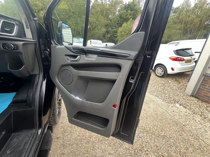 Ford Transit Custom 280 Limited Sport Kit - U879