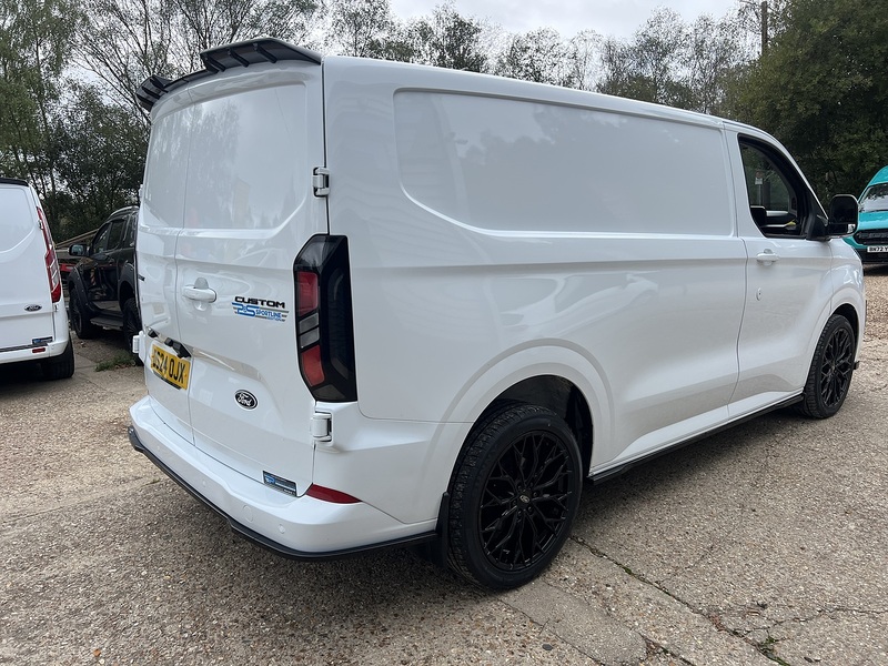 Ford Transit Custom 280 Limited Sport Kit - U881