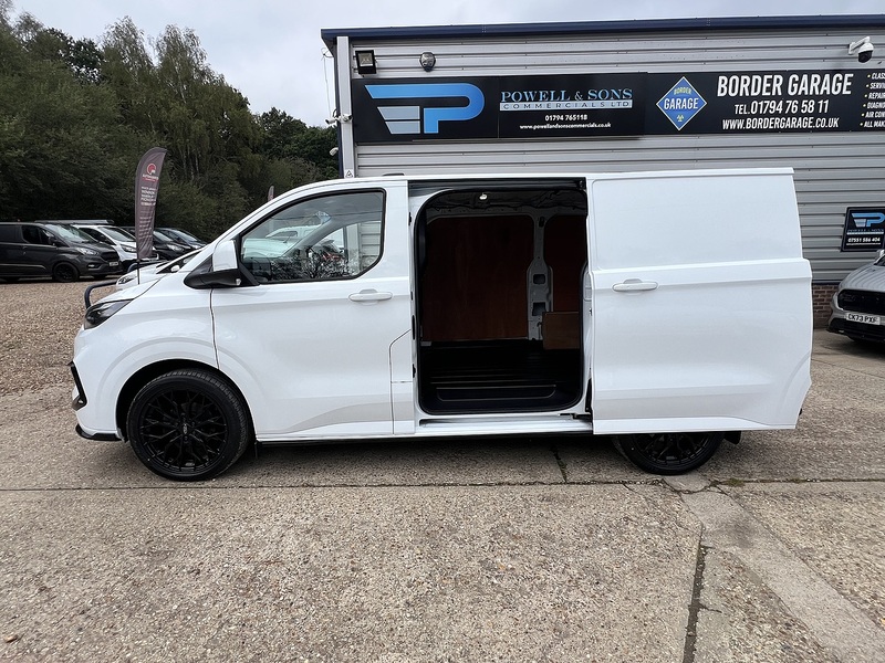Ford Transit Custom 280 Limited Sport Kit - U881