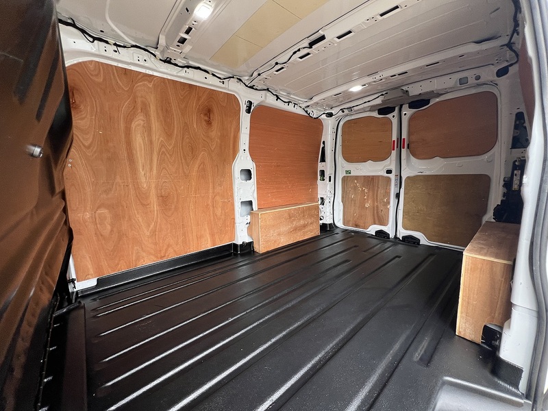 Ford Transit Custom 280 Limited Sport Kit - U881