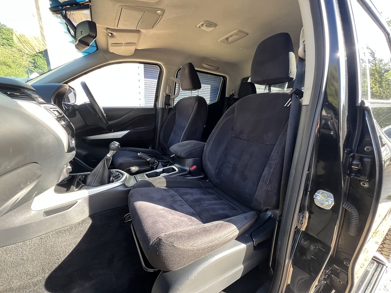Nissan Navara dCi Acenta+ - U882