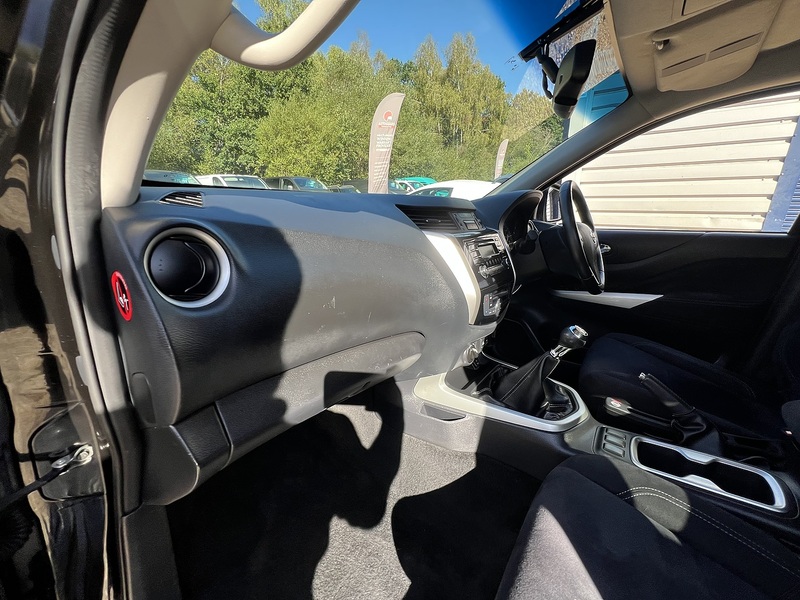Nissan Navara dCi Acenta+ - U882