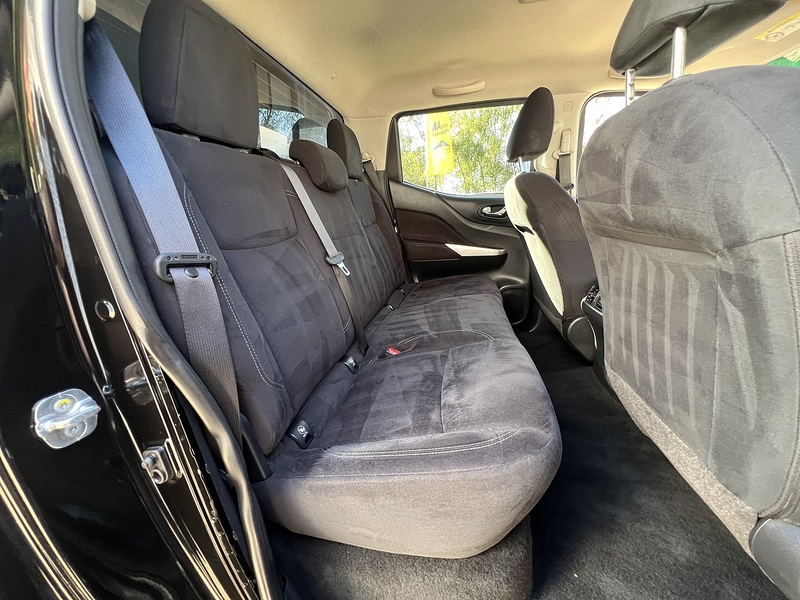 Nissan Navara dCi Acenta+ - U882