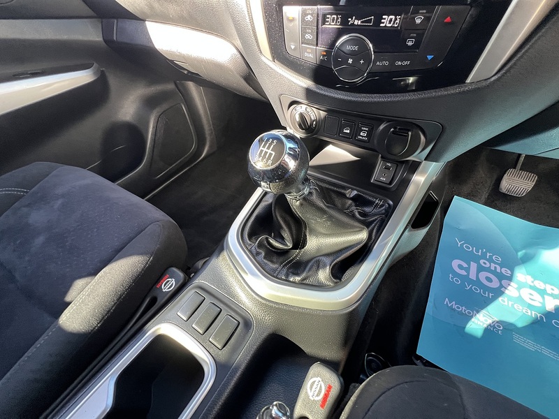 Nissan Navara dCi Acenta+ - U882